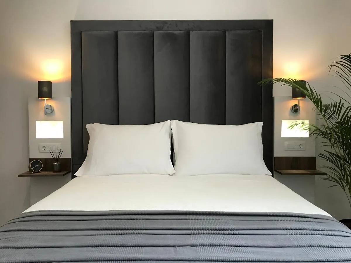 Antares Luxury Rooms Split 3*,  Kroatië